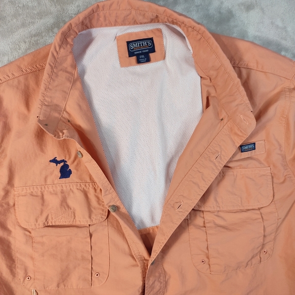 Smith's Workwear Men's Short Sleeve Button Down Fishing Shirt - Picture 4 of 11